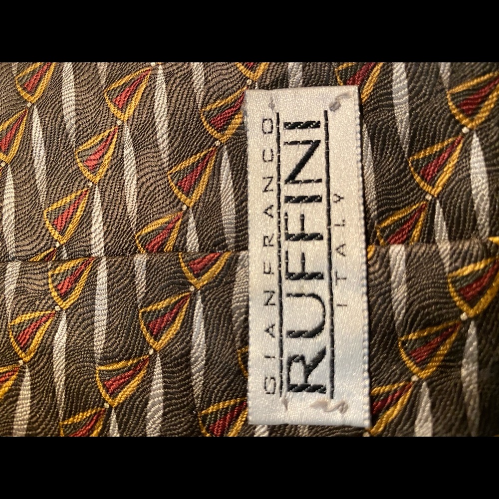 Men’s tie - Picture 3 of 3